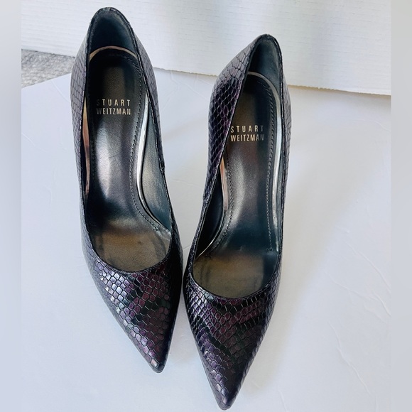 Stuart Weitzman Python Snakeskin Purple Metallic Pumps, size 7.5 FALL - Picture 10 of 15